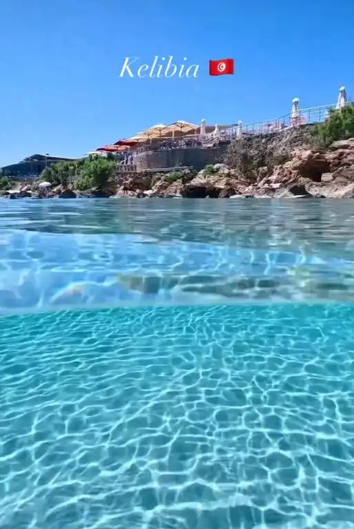 Plage sauvage El Haouaria — nature intacte